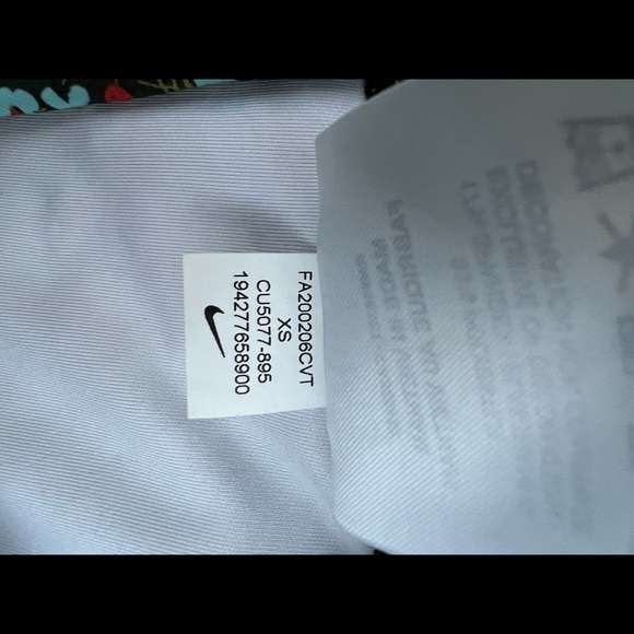 Nike Leggings - Picture 3 of 6